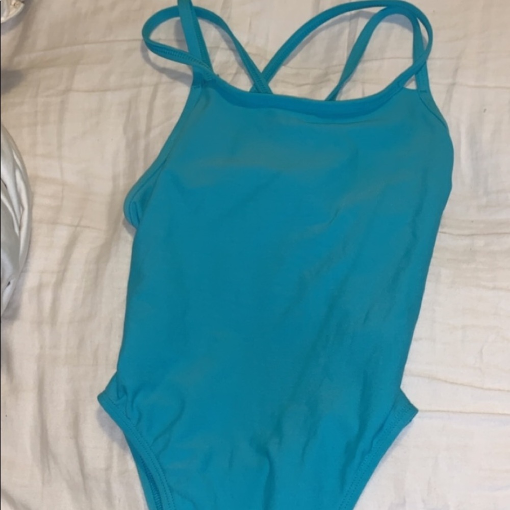 JOLYN suit